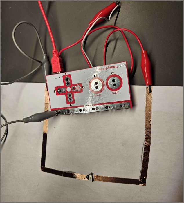 creating a simple circuit using a makey makey